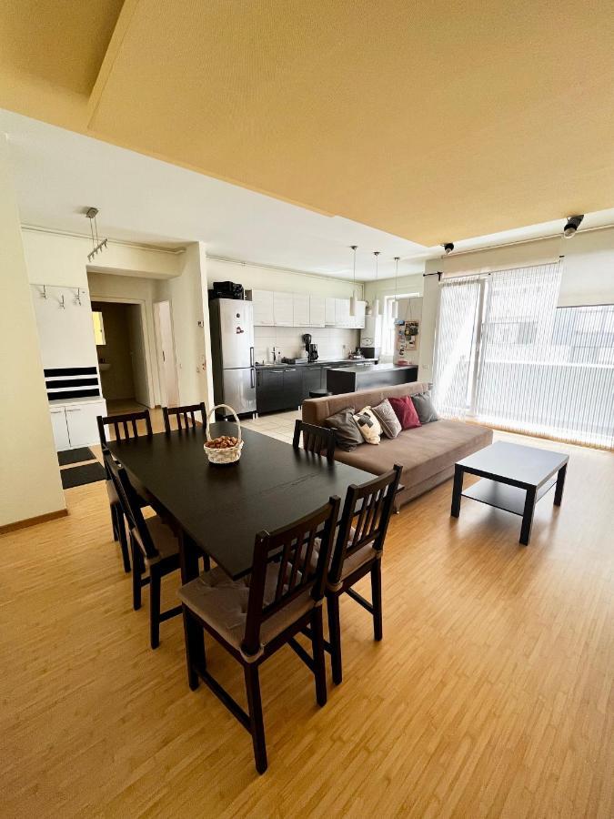 Alpha Apartment Брашов Екстериор снимка